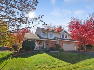 6 Spruce Garden Ct, Riverview, NB E1B4P7