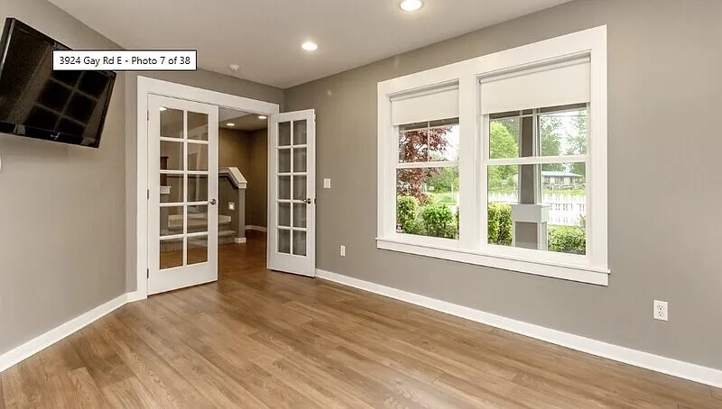5 bed, 3.0 bath, 3249 sqft, $4,999 — Photo 3