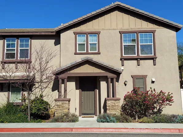 561 Moonlight Dr, San Marcos, CA 92069