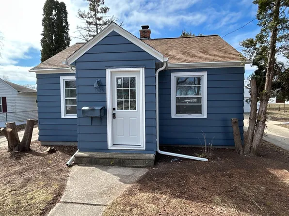 1545 7th St, Green Bay, WI 54304