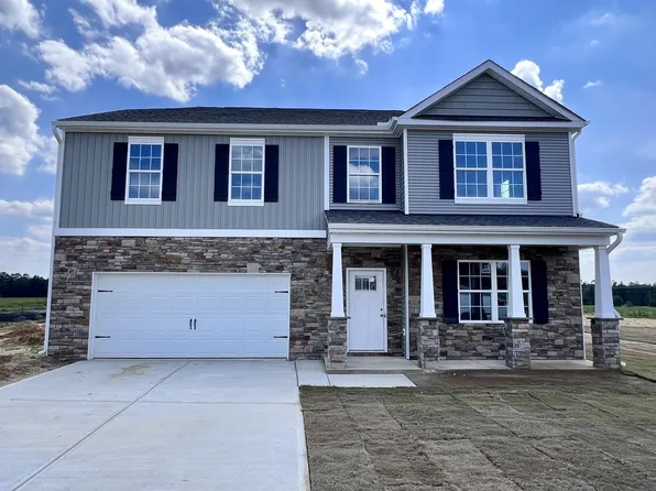 114 Black Creek Dr, Lillington, NC 27546