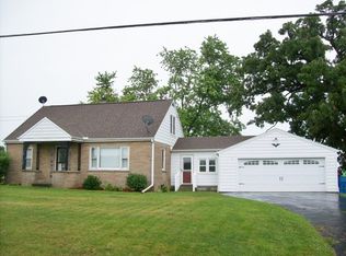 23277 Hazel Rd, Sterling, IL 61081