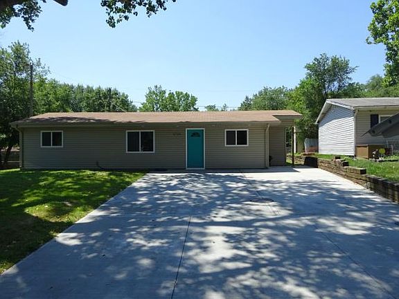 2nd image of 2724 S 52nd St