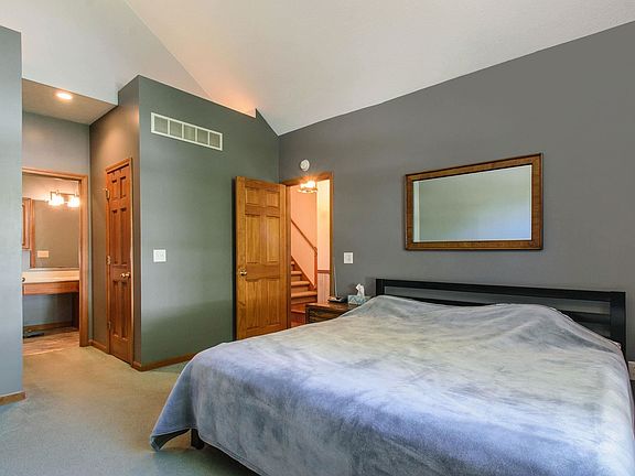 5th image of 50812 Jonathan Dr