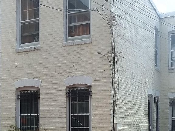 23 Snows Court