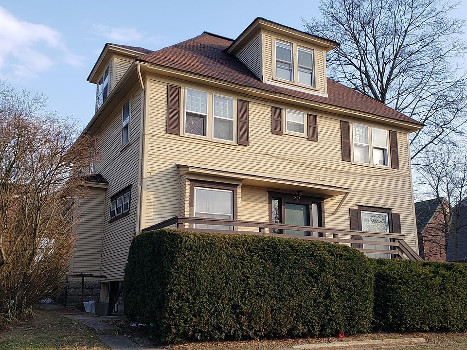 2nd image of 334 Evergreen Ave