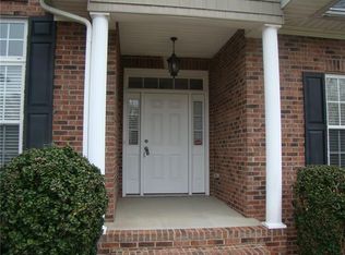 3557 Wandering Ln NE, Hickory, NC 28601