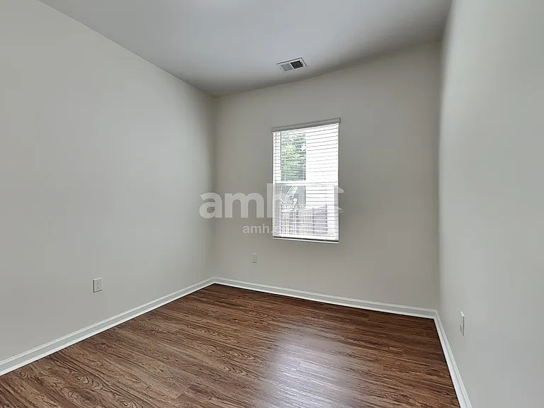 105 Orion Way — Photo 13