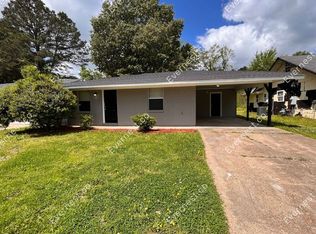 6645 Lake Glen Dr, Jackson, MS 39213