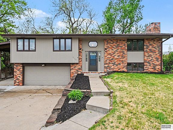 4th image of 9729 Ogden Cir