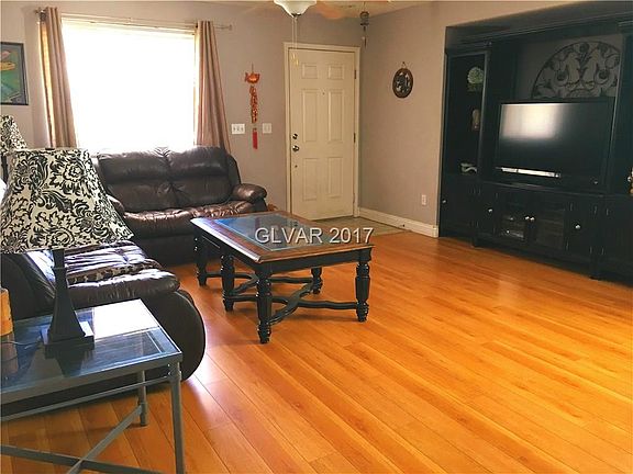 3rd image of 9336 Aventurine Ct