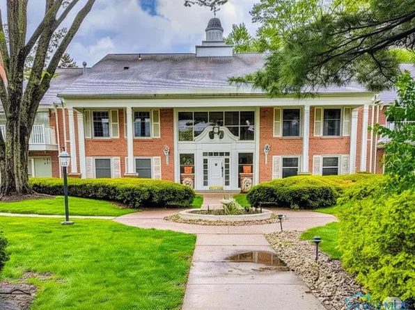 5679 Monroe St Unit 210, Sylvania, OH 43560
