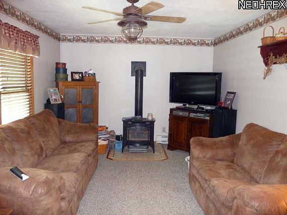 3rd image of 13300 Dandelion Ln