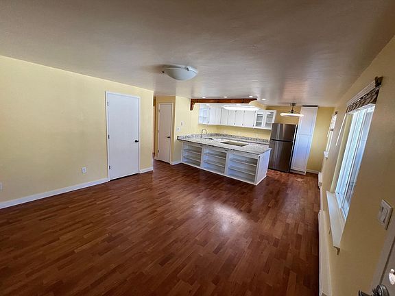 2nd image of 1301 Iowa St #14