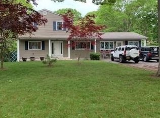 48 Roberts Rd W, Shirley, NY 11967