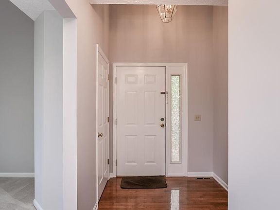 4th image of 2208 Louita Ave