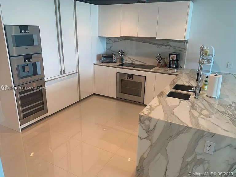 10203 Collins Ave #604 — Photo 7