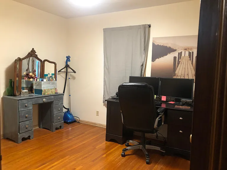 Bedroom #1
