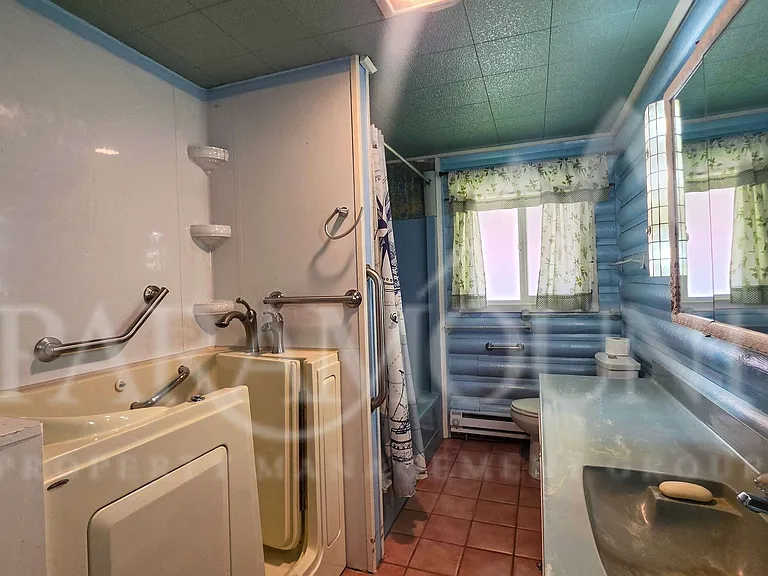 8501 Conwhit Ln SW — Photo 21