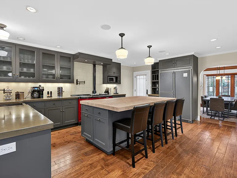 2028 NE Alameda Dr — Photo 26