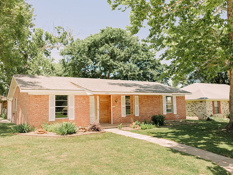 2611 Easy St — Photo 9