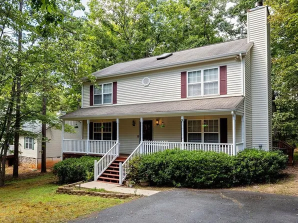 661 Jefferson Dr, Palmyra, VA 22963