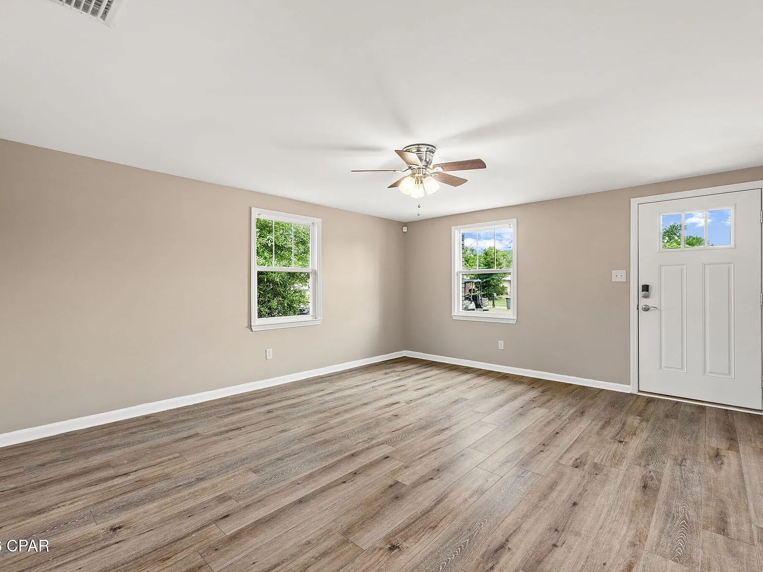 3 bed, 1151 sqft, $1,850 — Photo 4
