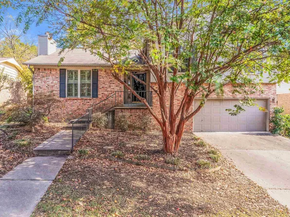 15 Misty Ct, Little Rock, AR 72227