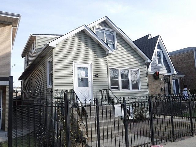 1st image of 2325 N Moody Ave