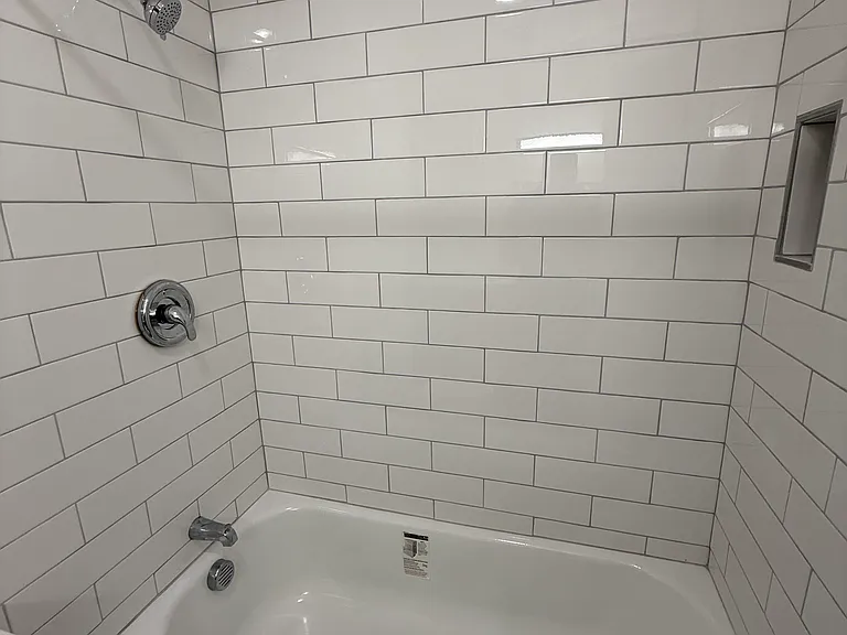 312 Green St #15 — Photo 5
