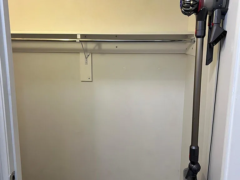 Walk in closet