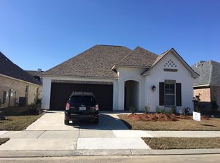 6158 Lake Edge Dr, Baton Rouge, LA 70820