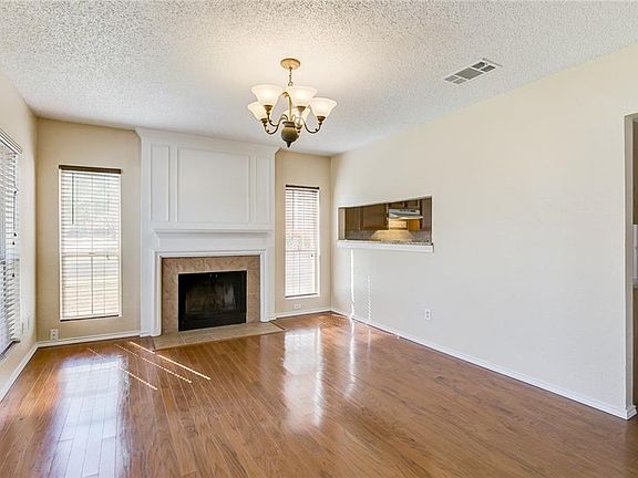 4th image of 1519 Creek Bank Ln