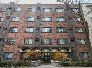 430 W Barry Ave #225, Chicago, IL 60657