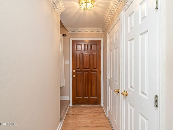 4th image of 1438 Kenton Way