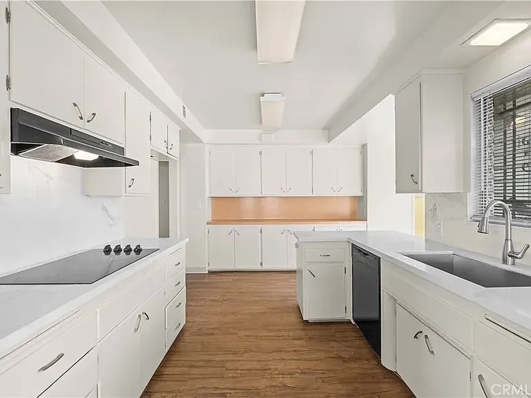 5150 W Slauson Ave #5150 — Photo 3