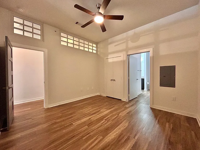 1900 Barton Springs Rd #2007 — Photo 9