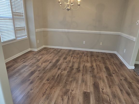 4th image of 76 Shelby St