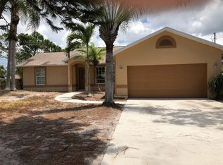 18581 Winter Haven Rd, Fort Myers, FL 33967