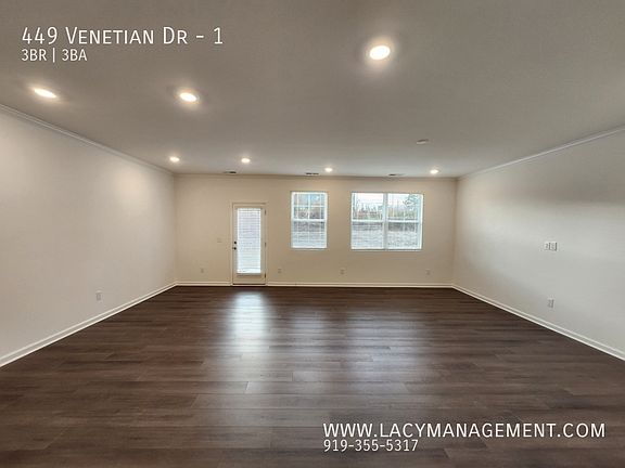 3rd image of 449 Venetian Dr #1