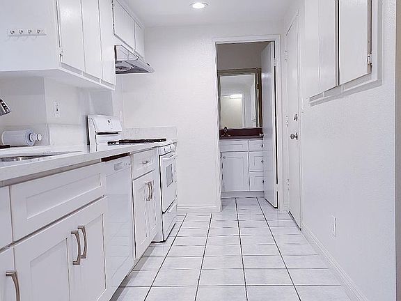 5th image of 11860 Lansdale Ave APT D