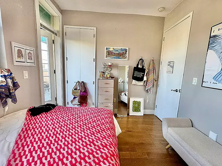 170 Suydam St #4R — Photo 20