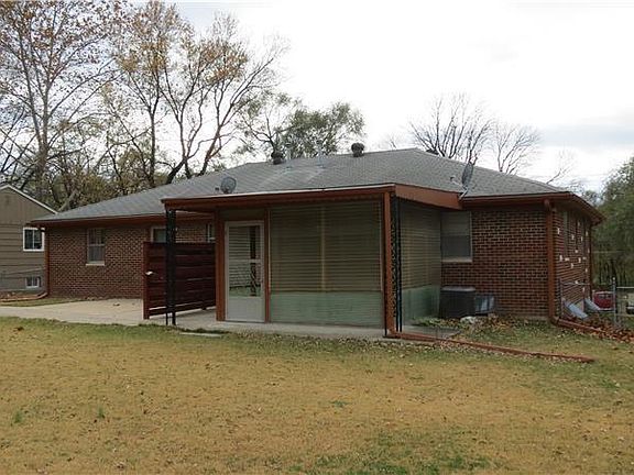 3rd image of 3013 N 74th St