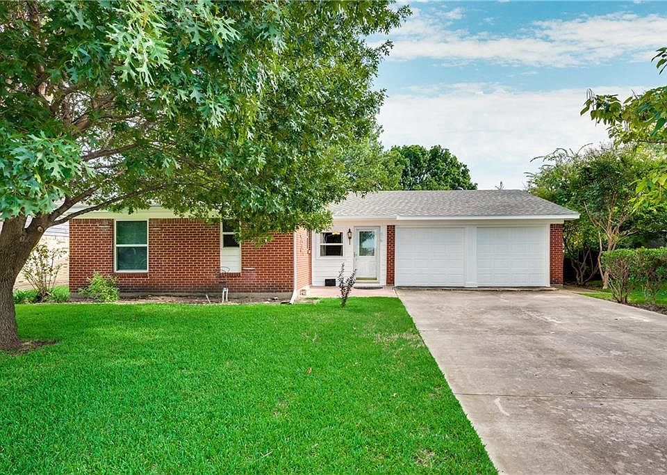 1st image of 516 La Salle Dr