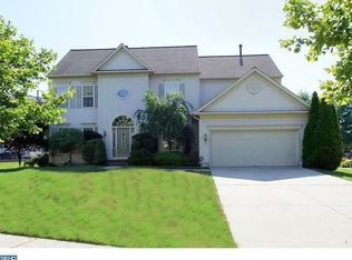 15 Manor House Dr, Cherry Hill, NJ 08003