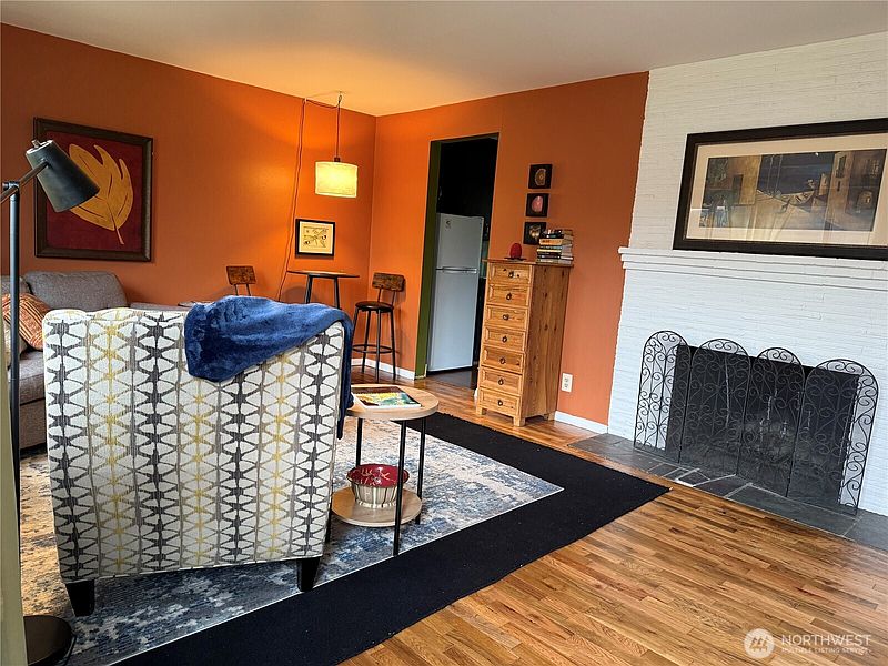 4th image of 9624 Renton Avenue S #A