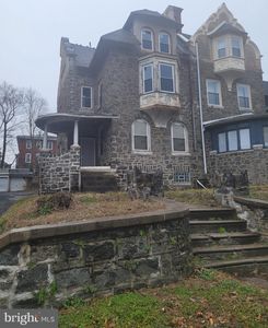 832 N 63rd St, Philadelphia, PA, 19151