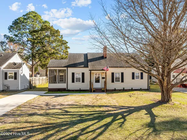 611 Watson Avenue, New Bern, NC 28560