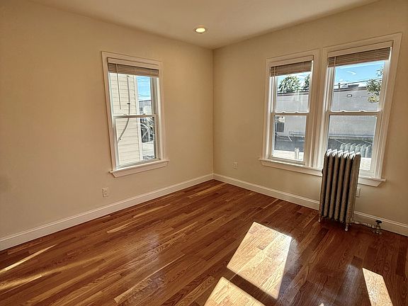 5th image of 8 Joyce St #3L