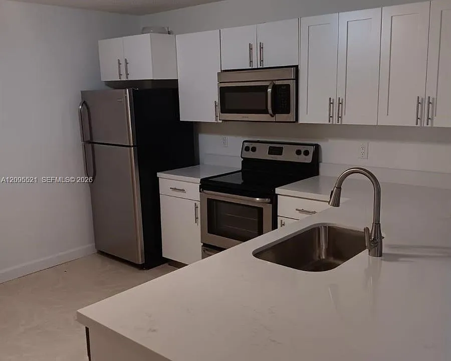 10161 W Sunrise Blvd #104